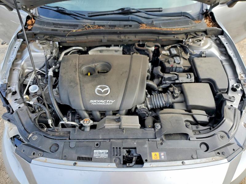 Photo 11 from auction – 2015 MAZDA 3 with VIN JM1BM1T70F1269520