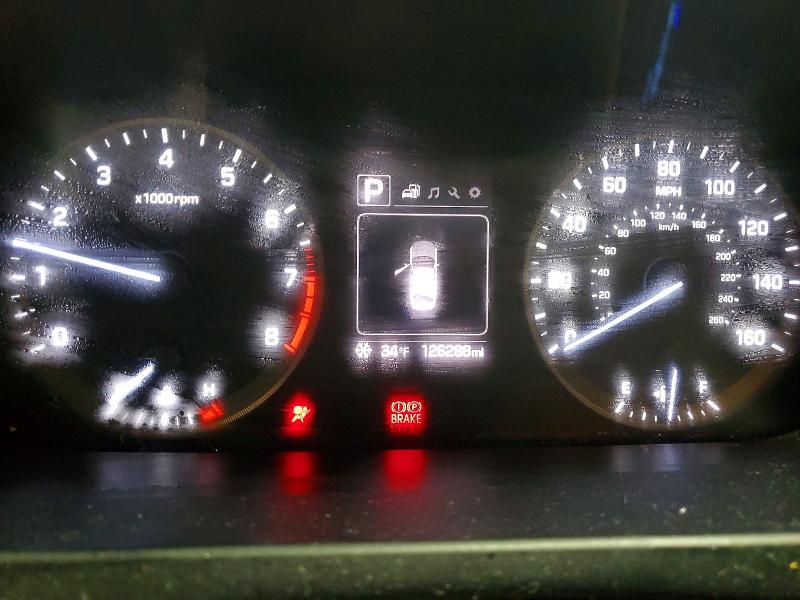 Photo 9 from auction – 2016 HYUNDAI SONATA SE with VIN 5NPE24AF2GH418387