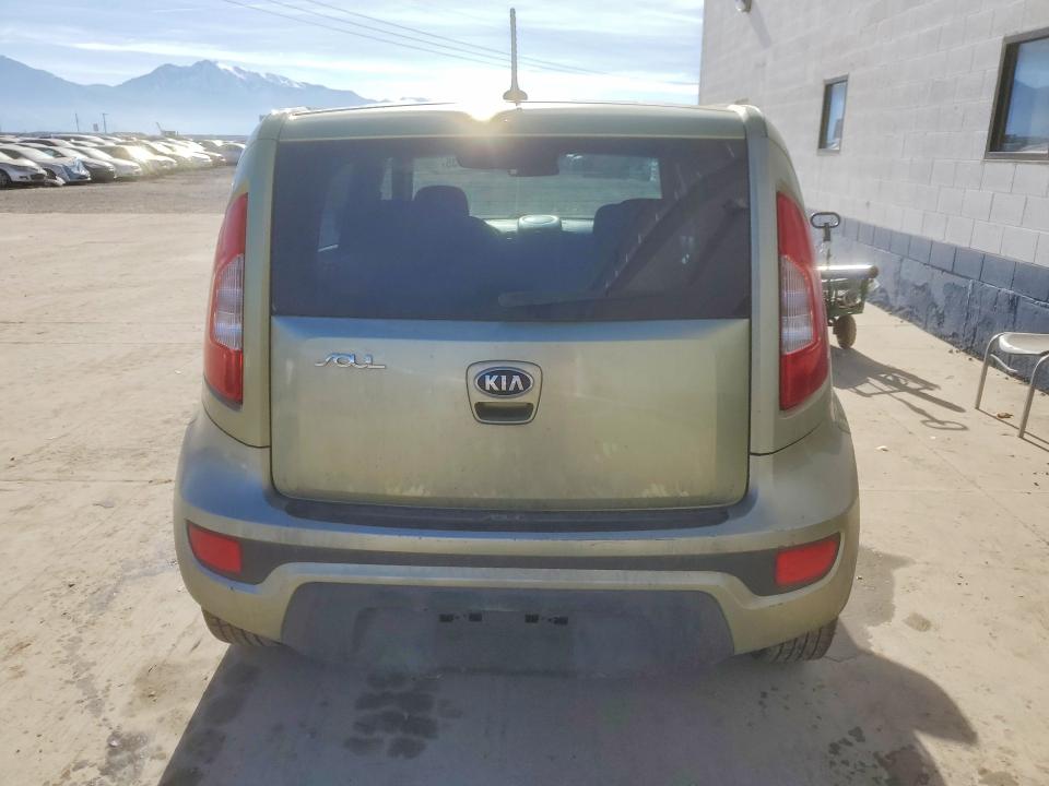 Photo 6 from auction – 2013 KIA SOUL with VIN KNDJT2A69D7528241