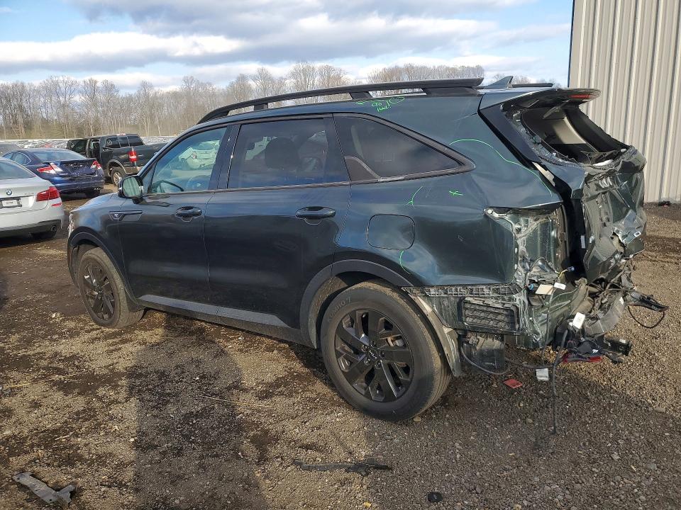 Photo 2 from auction – 2022 KIA SORENTO with VIN 5XYRLDLC8NG139922
