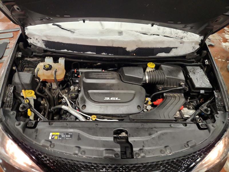Photo 11 from auction – 2018 CHRYSLER PACIFICA with VIN 2C4RC1EG6JR333465