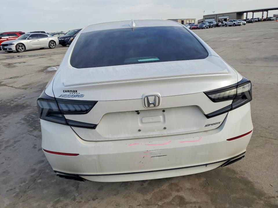 Photo 6 from auction – 2018 HONDA ACCORD with VIN 1HGCV1F39JA255751