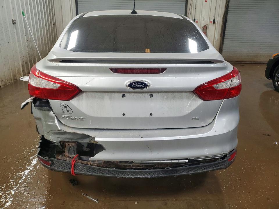 Photo 6 from auction – 2014 FORD FOCUS with VIN 1FADP3F22EL399495