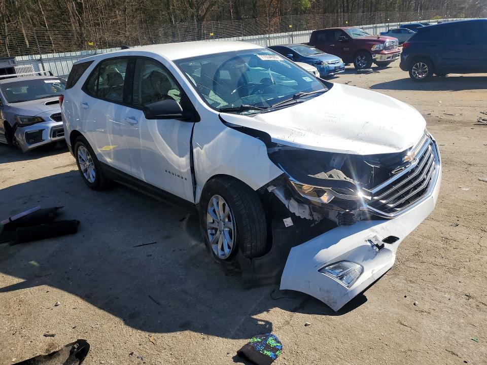 Photo 4 from auction – 2019 CHEVROLET EQUINOX with VIN 2GNAXHEV1K6162370