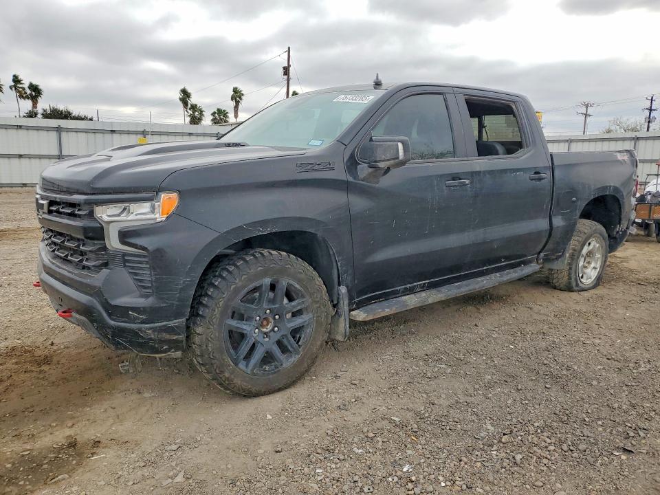 CHEVROLET SILVERADO 2025 with VIN 3GCUKFEL7SG233700 - Photo from auction