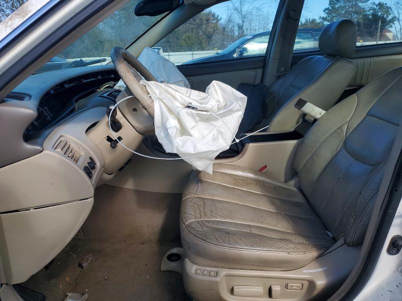 Photo 7 from auction – 2002 TOYOTA AVALON with VIN 4T1BF28B82U256578