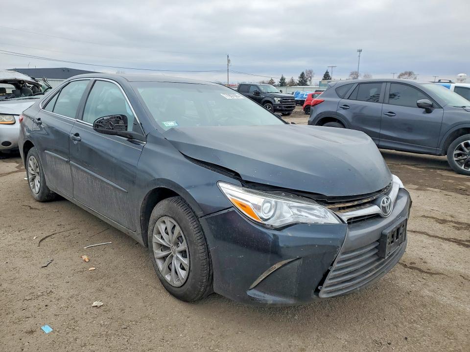 Photo 4 from auction – 2016 TOYOTA CAMRY with VIN 4T4BF1FK2GR552366