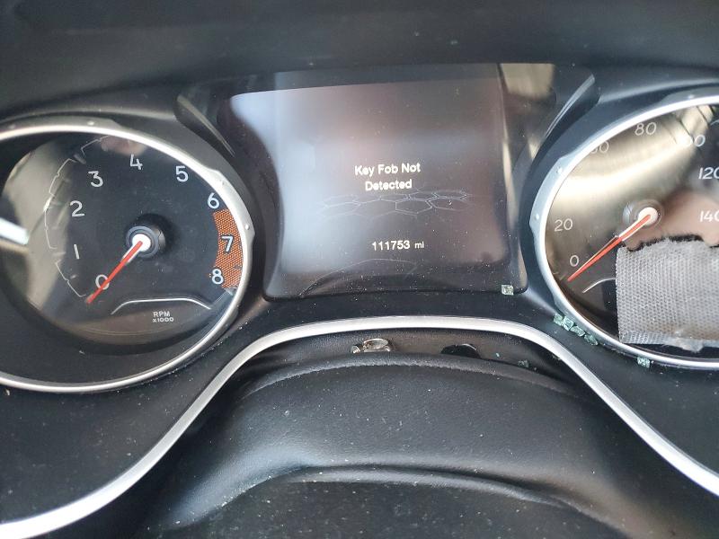 Photo 9 from auction – 2018 JEEP COMPASS with VIN 3C4NJDBB0JT145553
