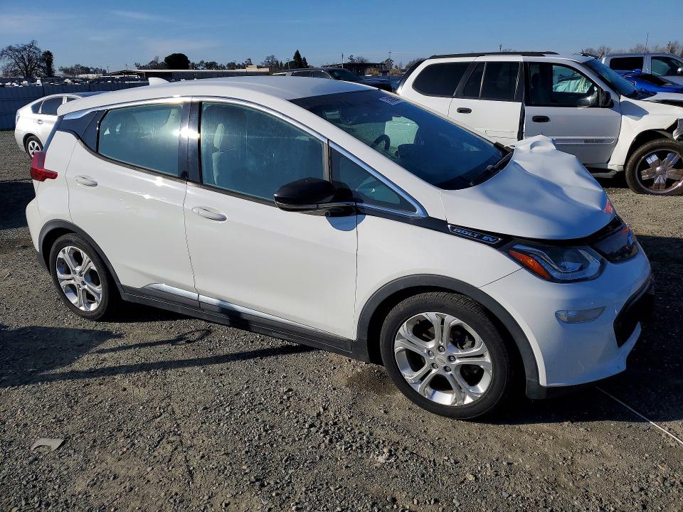 Photo 4 from auction – 2018 CHEVROLET BOLT EV LT with VIN 1G1FW6S00J4113197