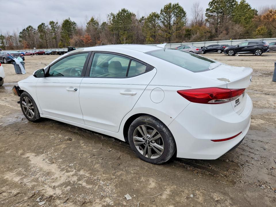 Photo 2 from auction – 2017 HYUNDAI ELANTRA with VIN 5NPD84LF4HH046740