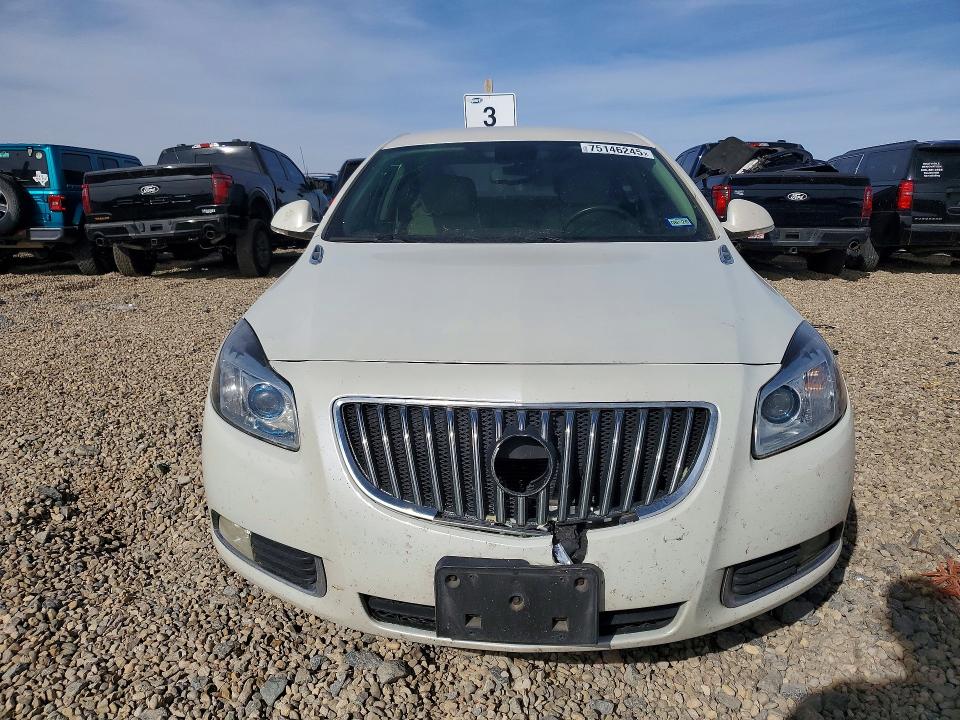 Photo 5 from auction – 2012 BUICK REGAL with VIN 2G4GT5GV4C9134181