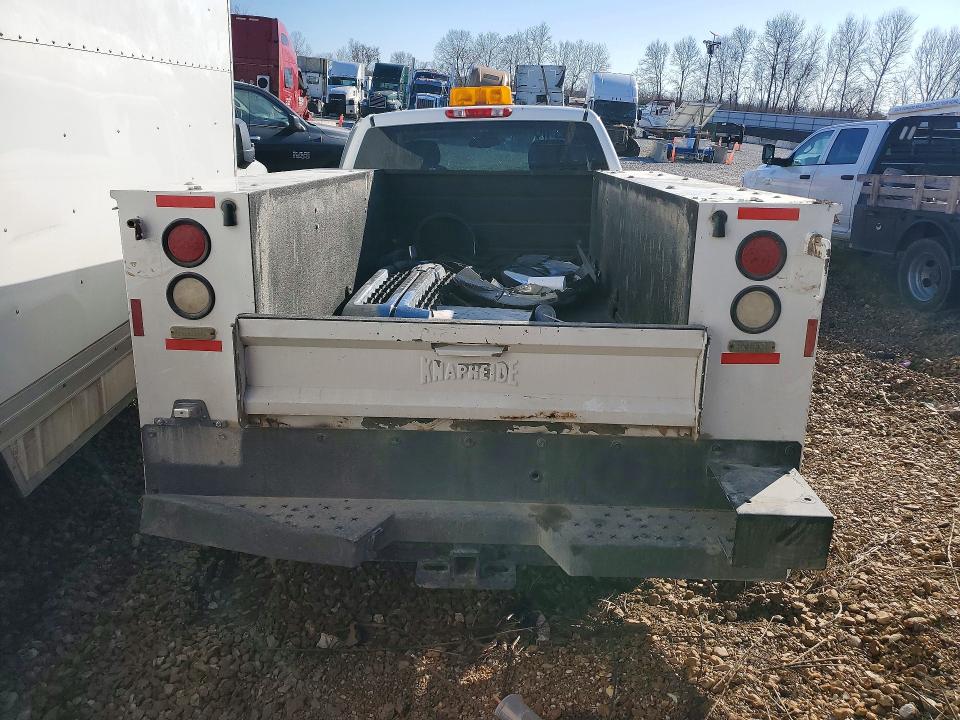 Photo 6 from auction – 2010 CHEVROLET SILVERADO with VIN 1GB5K0BK8AZ219157