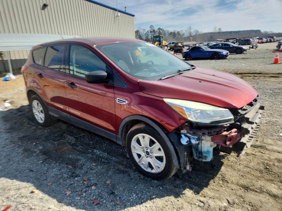 Photo 4 from auction – 2016 FORD ESCAPE with VIN 1FMCU0F75GUC88862