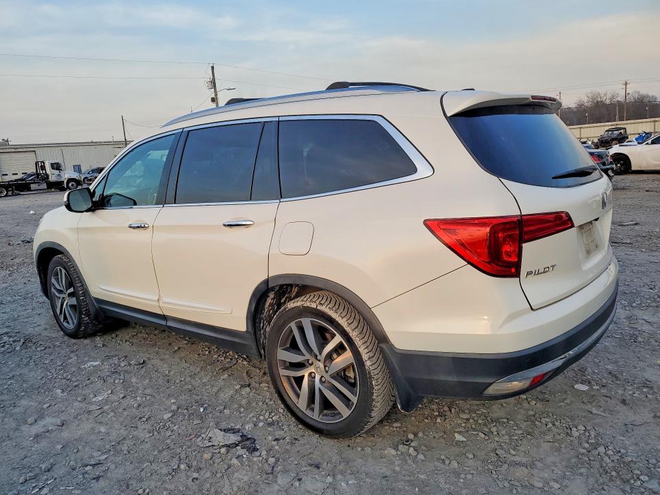 Photo 2 from auction – 2016 HONDA PILOT with VIN 5FNYF5H97GB014720
