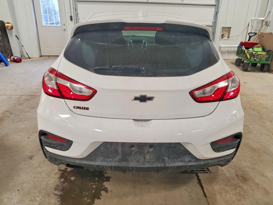 Photo 6 from auction – 2018 CHEVROLET CRUZE with VIN 3G1BE6SM1JS599474
