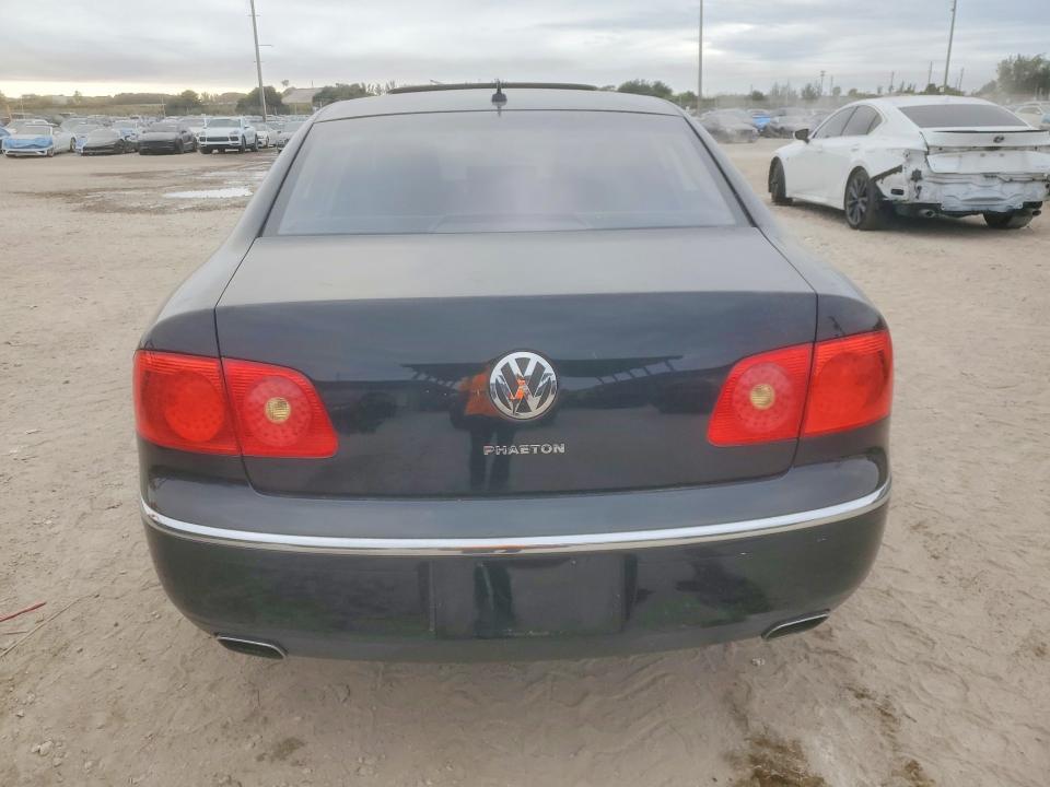 Photo 6 from auction – 2005 VOLKSWAGEN PHAETON with VIN WVWAF93D358000220
