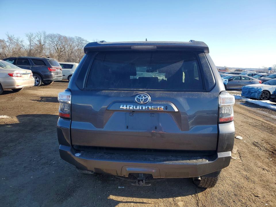 Photo 6 from auction – 2023 TOYOTA 4RUNNER with VIN JTEMU5JR7P6100700