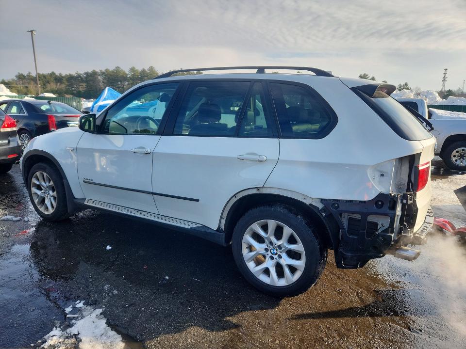 Фото 2 с аукциона – 2012 BMW X5 с VIN 5UXZV4C51CL765582