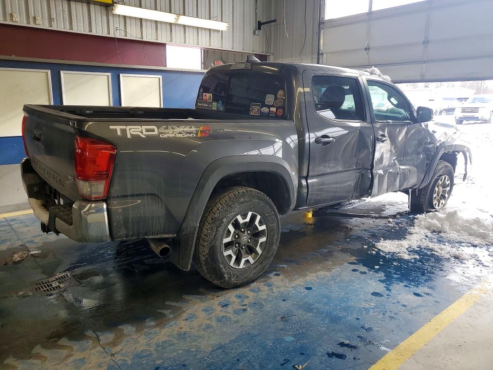 Photo 3 from auction – 2017 TOYOTA TACOMA with VIN 3TMCZ5AN3HM078095