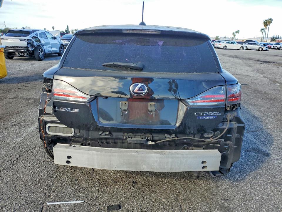 Photo 6 from auction – 2013 LEXUS CT with VIN JTHKD5BH4D2142891