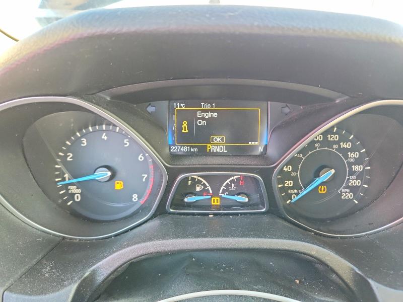 Photo 9 from auction – 2016 FORD FOCUS SE with VIN 1FADP3K21GL327387