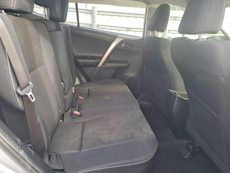 Photo 11 from auction – 2018 TOYOTA RAV4 ADVEN with VIN JTMWFREV8JD122312