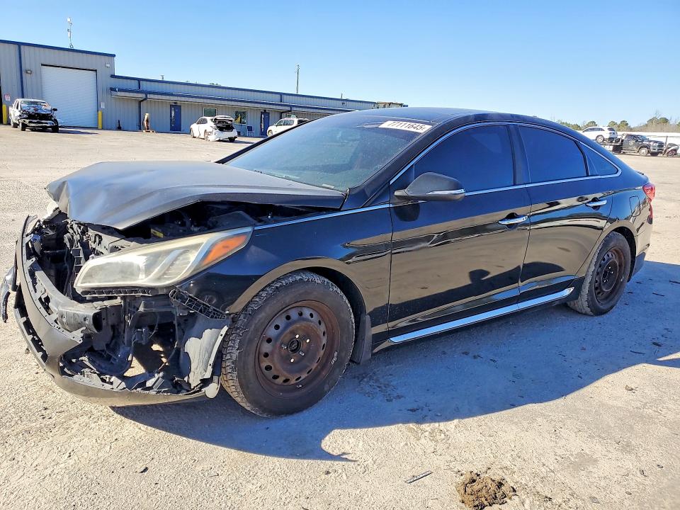 HYUNDAI SONATA 2015 with VIN 5NPE34AF6FH204854 - Photo from auction
