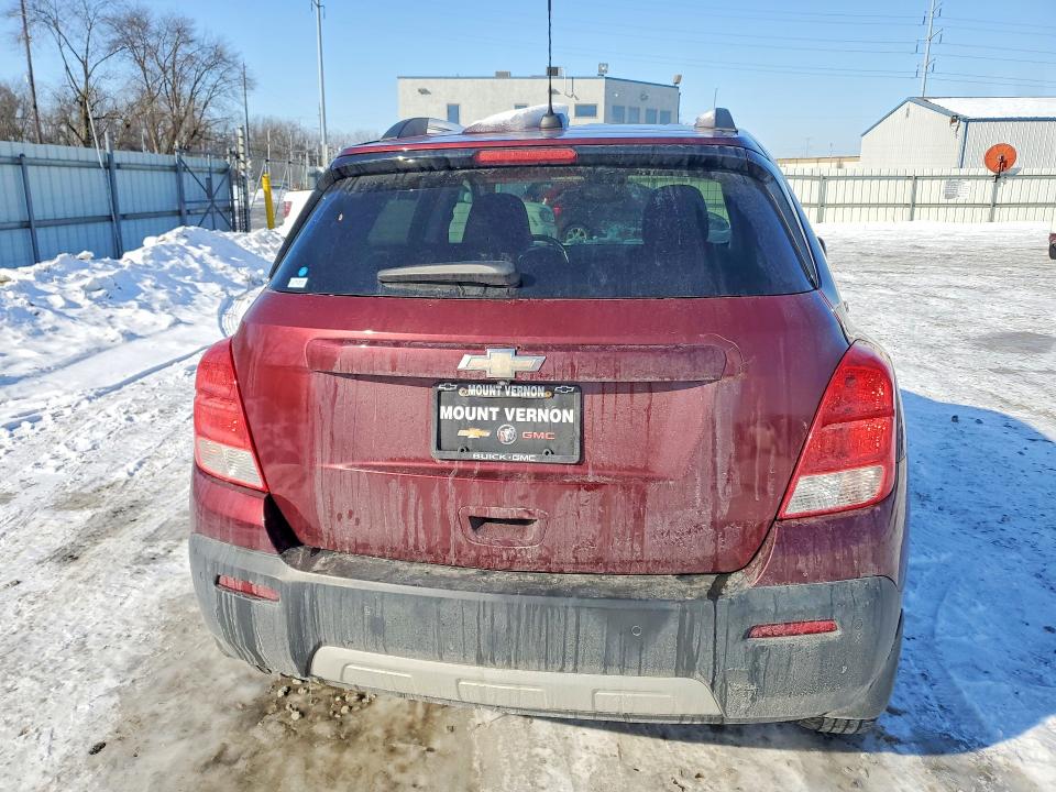 Photo 6 from auction – 2016 CHEVROLET TRAX with VIN 3GNCJPSB2GL225820