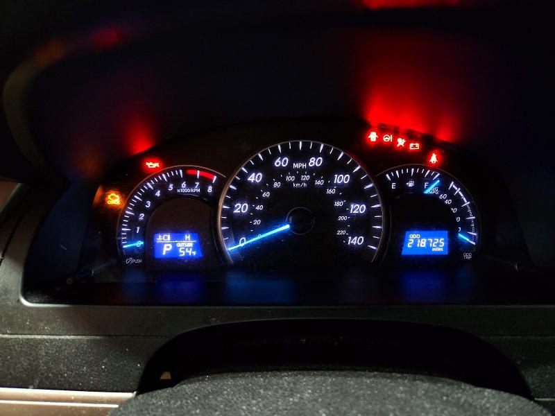 Photo 9 from auction – 2014 TOYOTA CAMRY with VIN 4T4BF1FK9ER436904