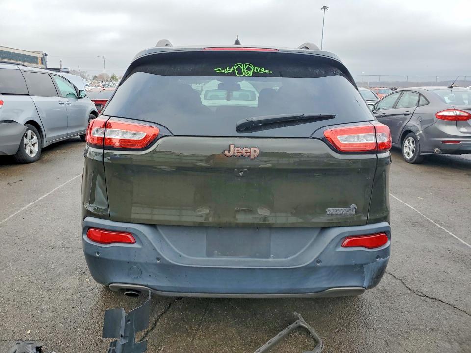 Photo 6 from auction – 2016 JEEP CHEROKEE L with VIN 1C4PJLCBXGW355114