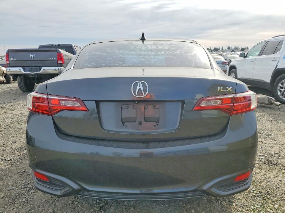 Photo 6 from auction – 2016 ACURA ILX with VIN 19UDE2F34GA003490