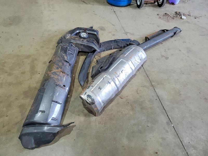 Photo 12 from auction – 2019 TOYOTA 4RUNNER SR with VIN JTEBU5JR7K5682576