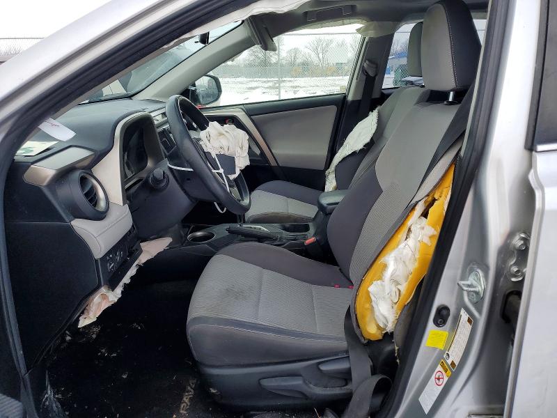 Photo 7 from auction – 2015 TOYOTA RAV4 with VIN JTMWFREV8FJ055915