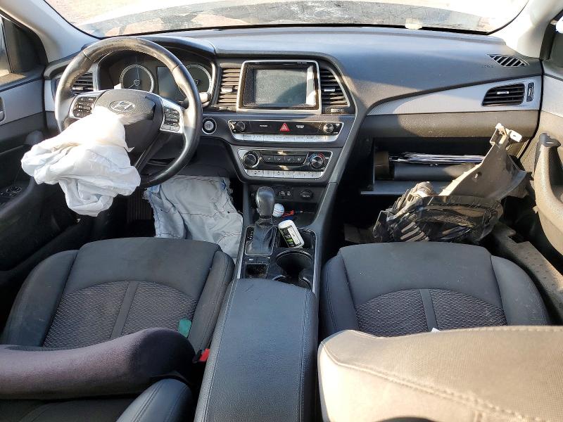 Photo 8 from auction – 2018 HYUNDAI SONATA with VIN 5NPE34AF7JH652724