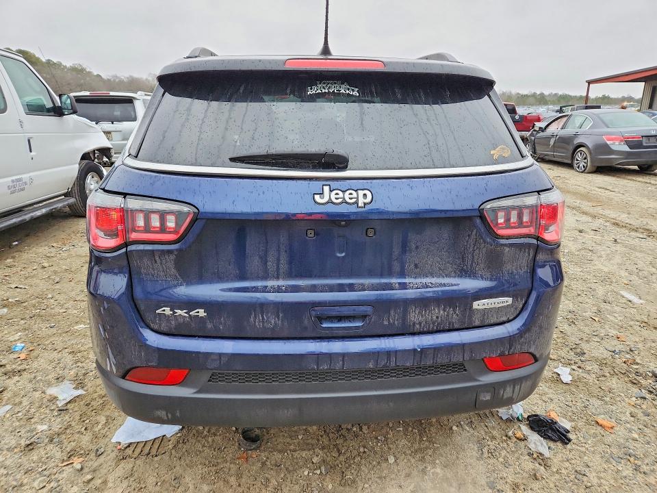 Photo 6 from auction – 2018 JEEP COMPASS with VIN 3C4NJDBB2JT108083