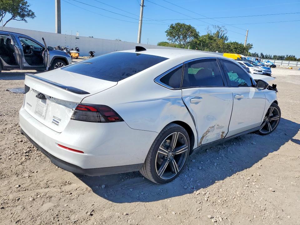 Photo 3 from auction – 2025 HONDA ACCORD with VIN 1HGCY2F57SA092811