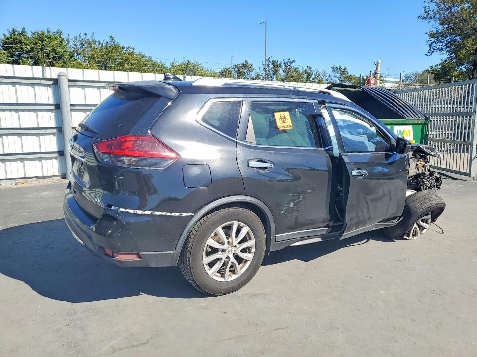 Photo 3 from auction – 2018 NISSAN ROGUE with VIN KNMAT2MT2JP504084