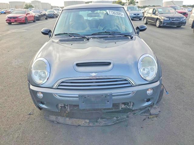 Photo 5 from auction – 2004 MINI COOPER with VIN WMWRE33484TD85899