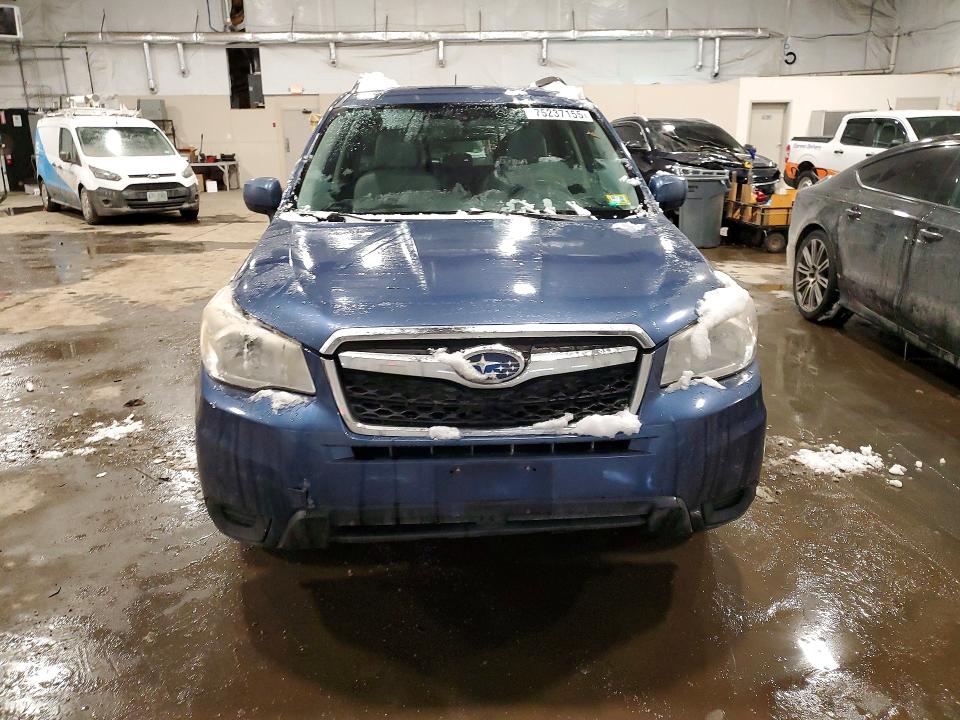 Photo 5 from auction – 2014 SUBARU FORESTER with VIN JF2SJACCXEG403310