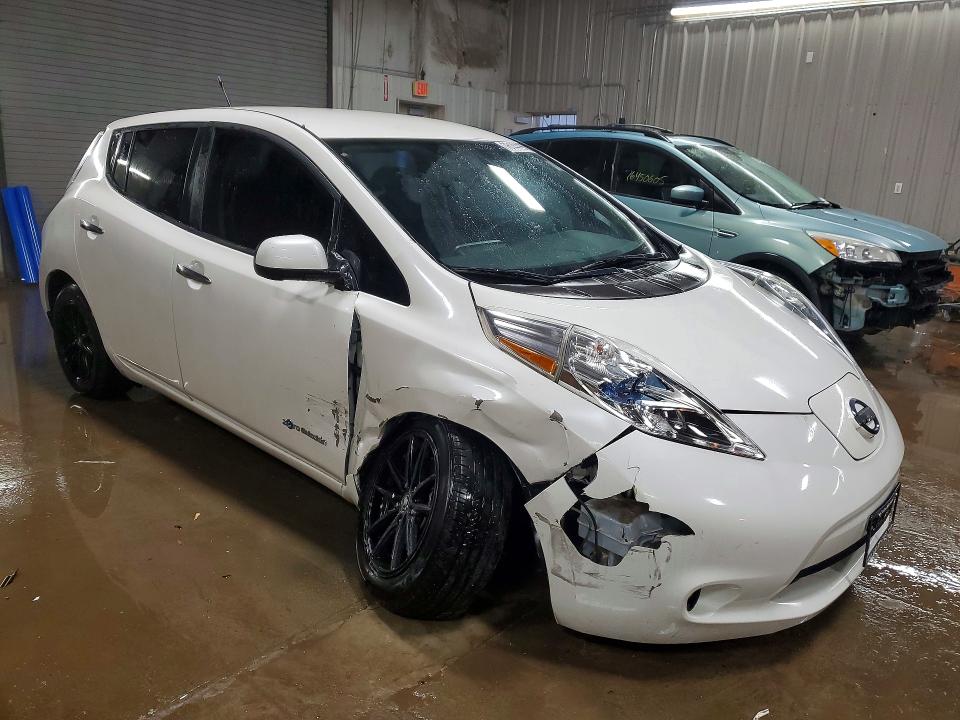 Photo 4 from auction – 2013 NISSAN LEAF with VIN 1N4AZ0CP1DC401487