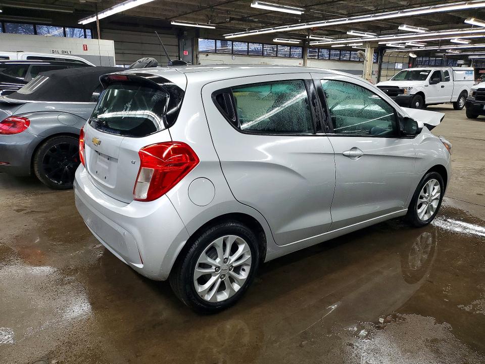 Photo 3 from auction – 2021 CHEVROLET SPARK 1LT with VIN KL8CD6SA0MC750585