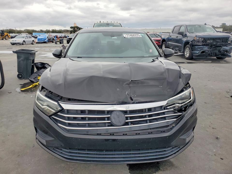 Photo 5 from auction – 2019 VOLKSWAGEN JETTA with VIN 3VWC57BUXKM248339