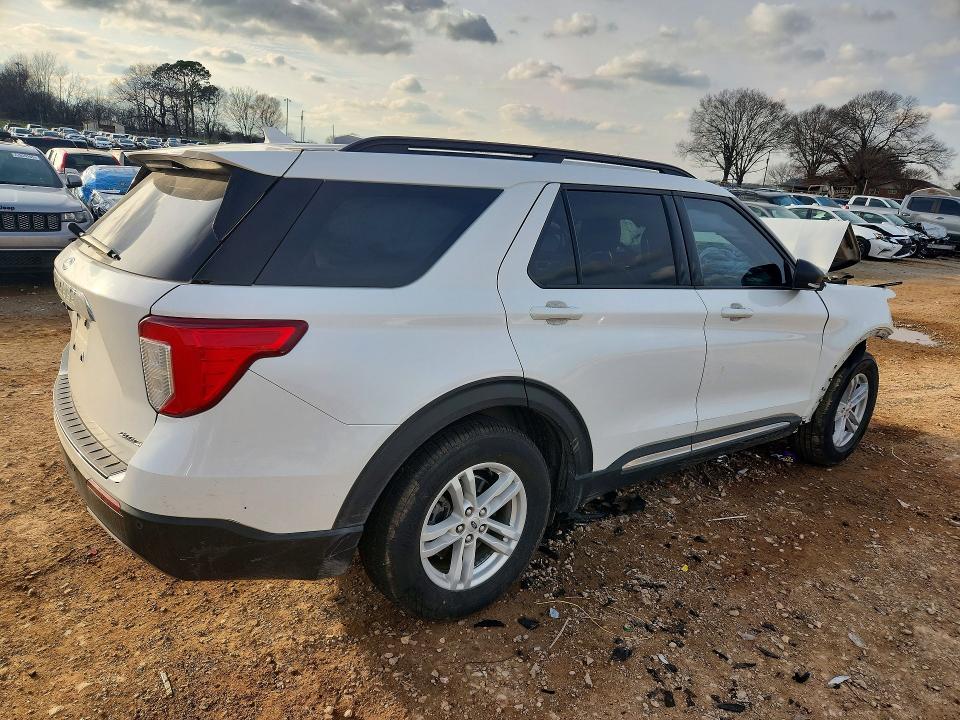 Photo 3 from auction – 2021 FORD EXPLORER with VIN 1FMSK8DH5MGA36292