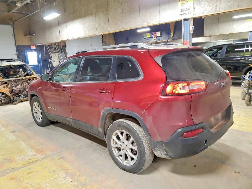 Photo 2 from auction – 2015 JEEP CHEROKEE with VIN 1C4PJLCB4FW730428