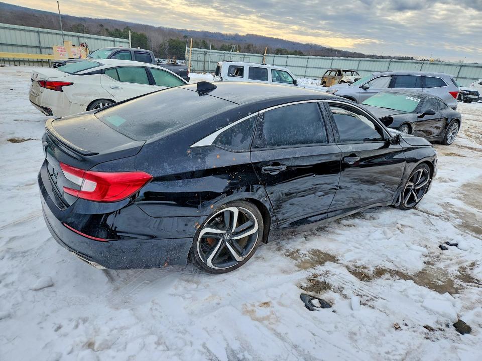Photo 3 from auction – 2021 HONDA ACCORD with VIN 1HGCV1F30MA115267
