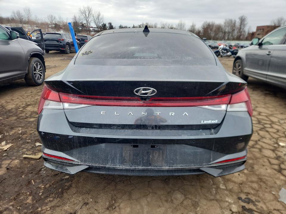 Photo 6 from auction – 2023 HYUNDAI ELANTRA with VIN 5NPLP4AG1PH107910
