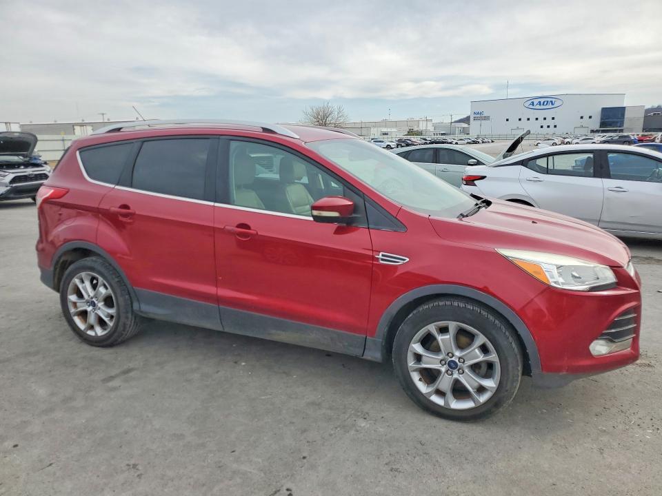 Photo 4 from auction – 2016 FORD ESCAPE with VIN 1FMCU0JX9GUA65666
