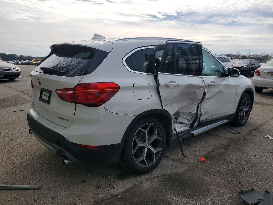 Photo 3 from auction – 2019 BMW X1 SDRIVE2 with VIN WBXHU7C51K3H44186
