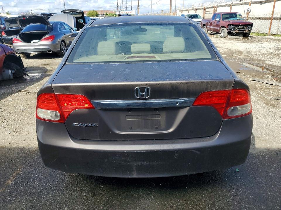 Photo 6 from auction – 2011 HONDA CIVIC LX with VIN 19XFA1F5XBE041603
