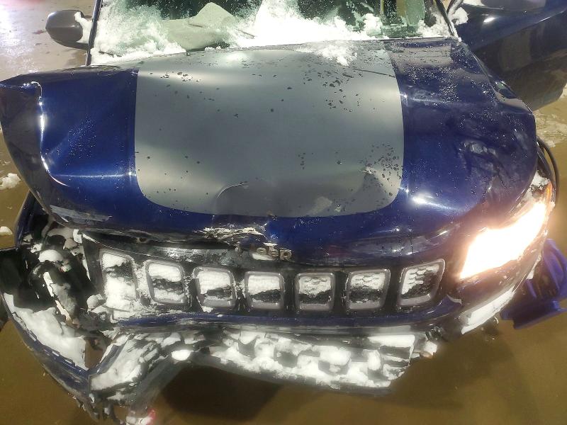 Photo 12 from auction – 2019 JEEP COMPASS with VIN 3C4NJDDB2KT627827